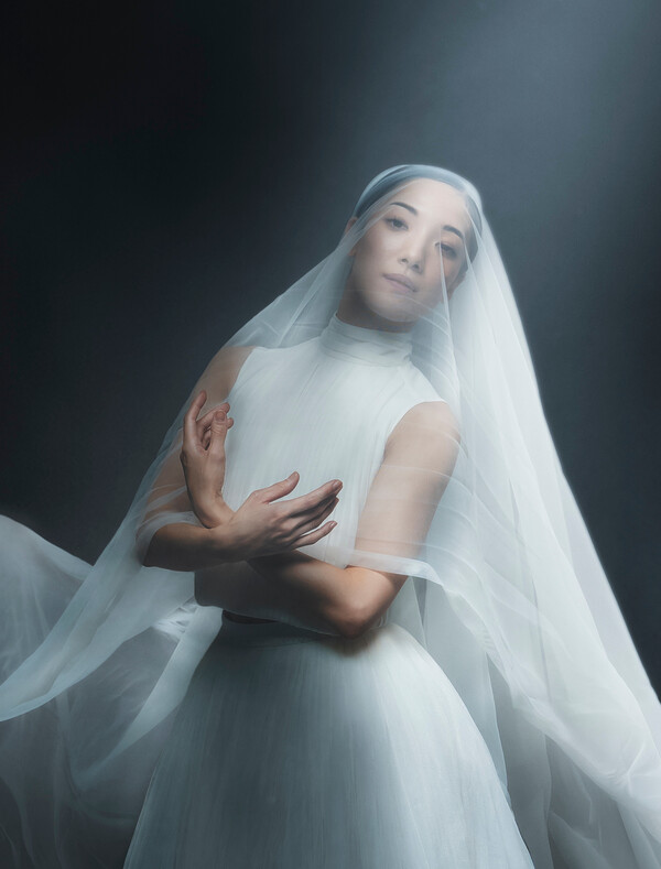 2627 Giselle Website Thumbnail 520x684 v1
