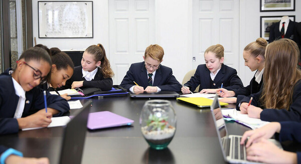 Gallery academic 06 b17a3cbb073dace72f28e8719be71e78