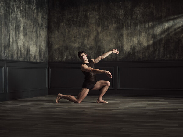 AB Season Launch Faun0250 LR